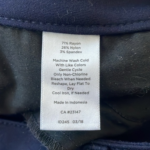 TALBOTS - Navy - size 10 - very stretchy - fits tts waist band is stretchy - Picture 4 of 6
